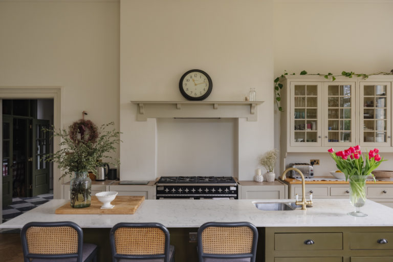 HEATHERDENE, WEYBRIDGE, KT13 - SHOOTFACTORY - OTHER UK HOUSES