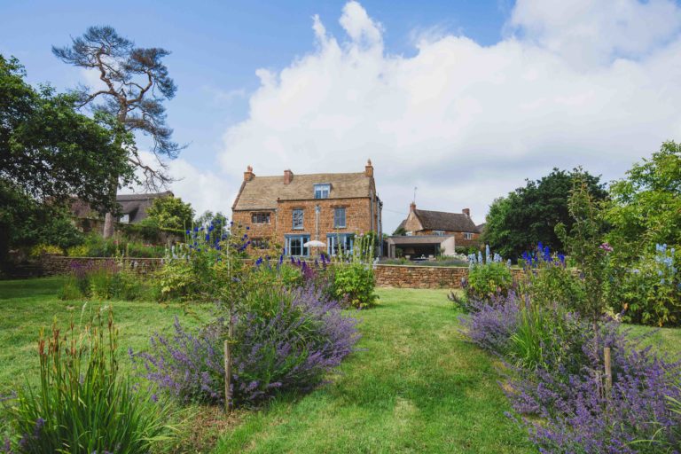 IVY, OXON, OX17 SHOOTFACTORY - OTHER UK HOUSES