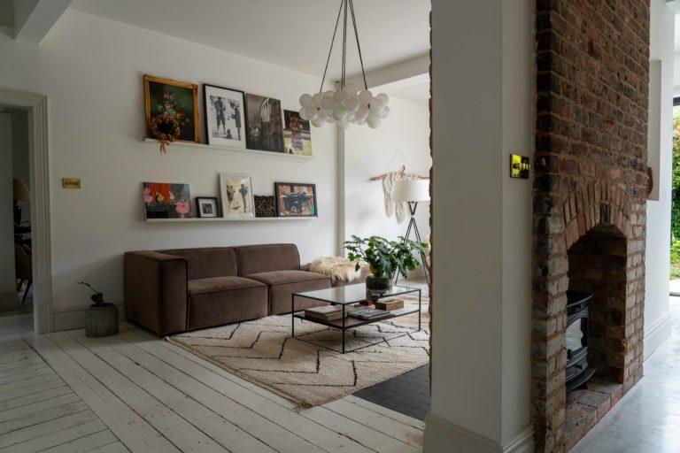LAURENCIA, MANCHESTER, M20 - SHOOTFACTORY - OTHER UK HOUSES