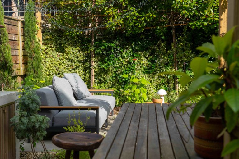LAURENCIA, MANCHESTER, M20 - SHOOTFACTORY - OTHER UK HOUSES