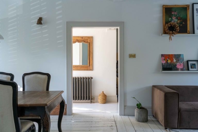 LAURENCIA, MANCHESTER, M20 - SHOOTFACTORY - OTHER UK HOUSES