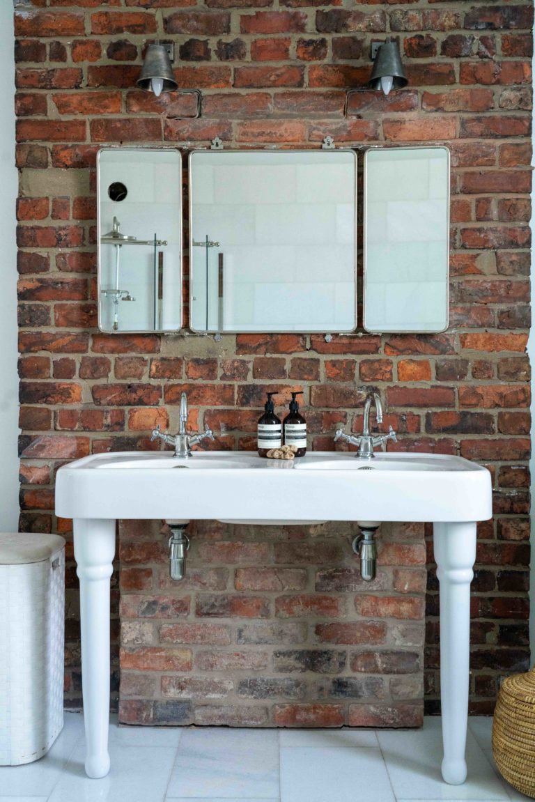 LAURENCIA, MANCHESTER, M20 - SHOOTFACTORY - OTHER UK HOUSES