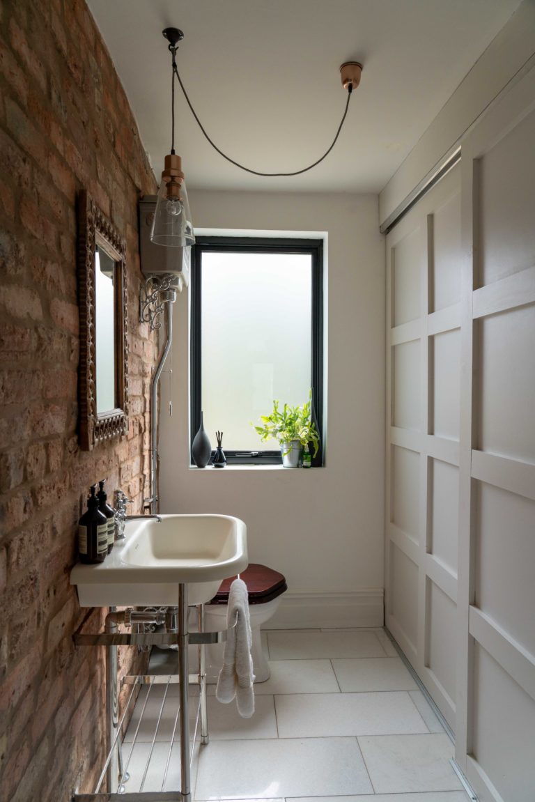 LAURENCIA, MANCHESTER, M20 - SHOOTFACTORY - OTHER UK HOUSES