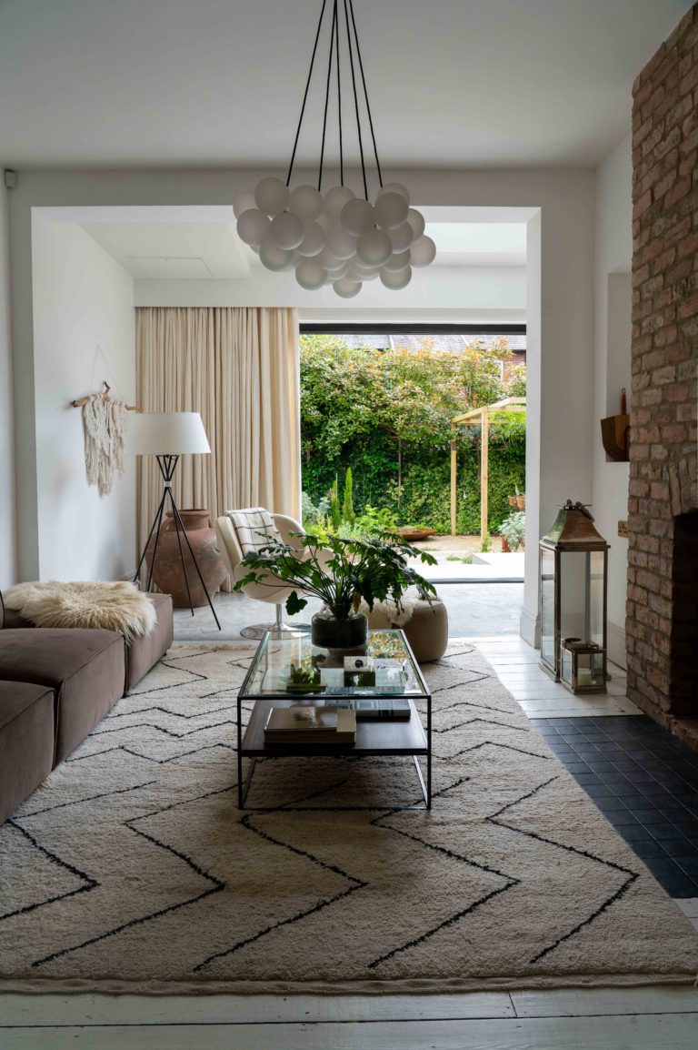 LAURENCIA, MANCHESTER, M20 - SHOOTFACTORY - OTHER UK HOUSES