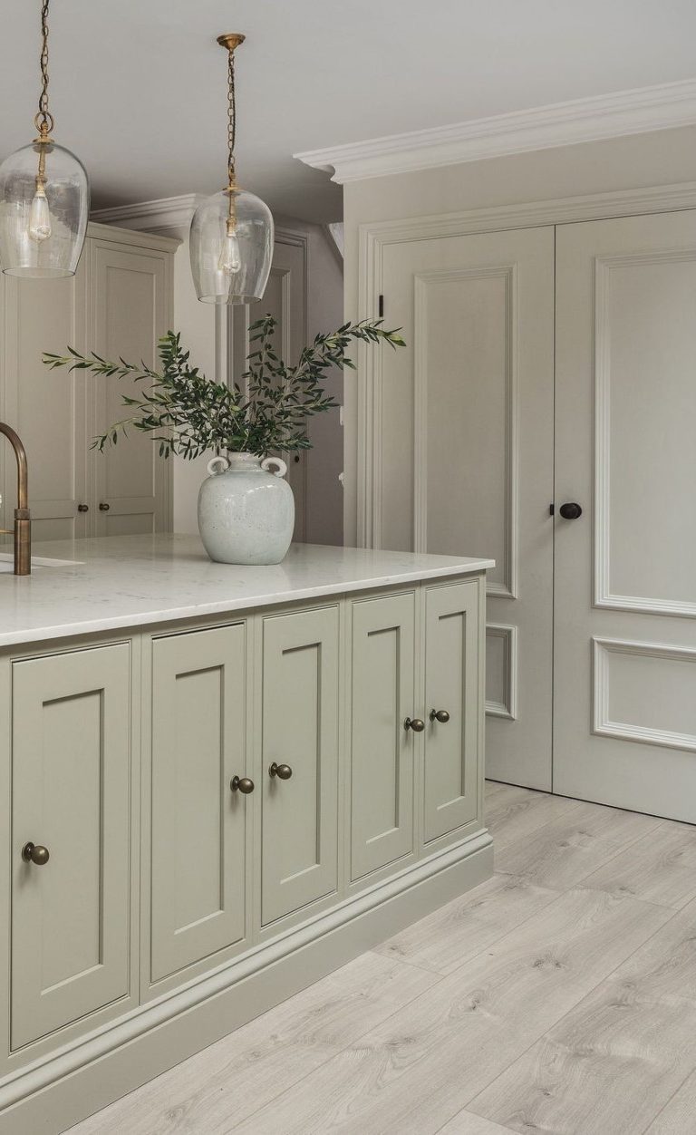ROSEMARY, SURREY, KT12 - SHOOTFACTORY - OTHER UK HOUSES