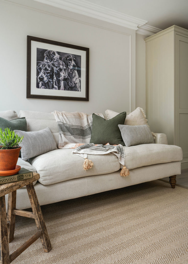 ROSEMARY, SURREY, KT12 - SHOOTFACTORY - OTHER UK HOUSES