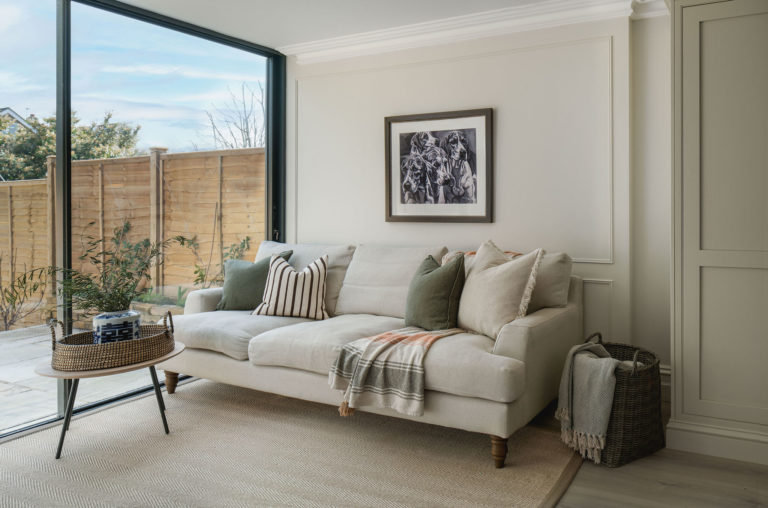 ROSEMARY, SURREY, KT12 - SHOOTFACTORY - OTHER UK HOUSES
