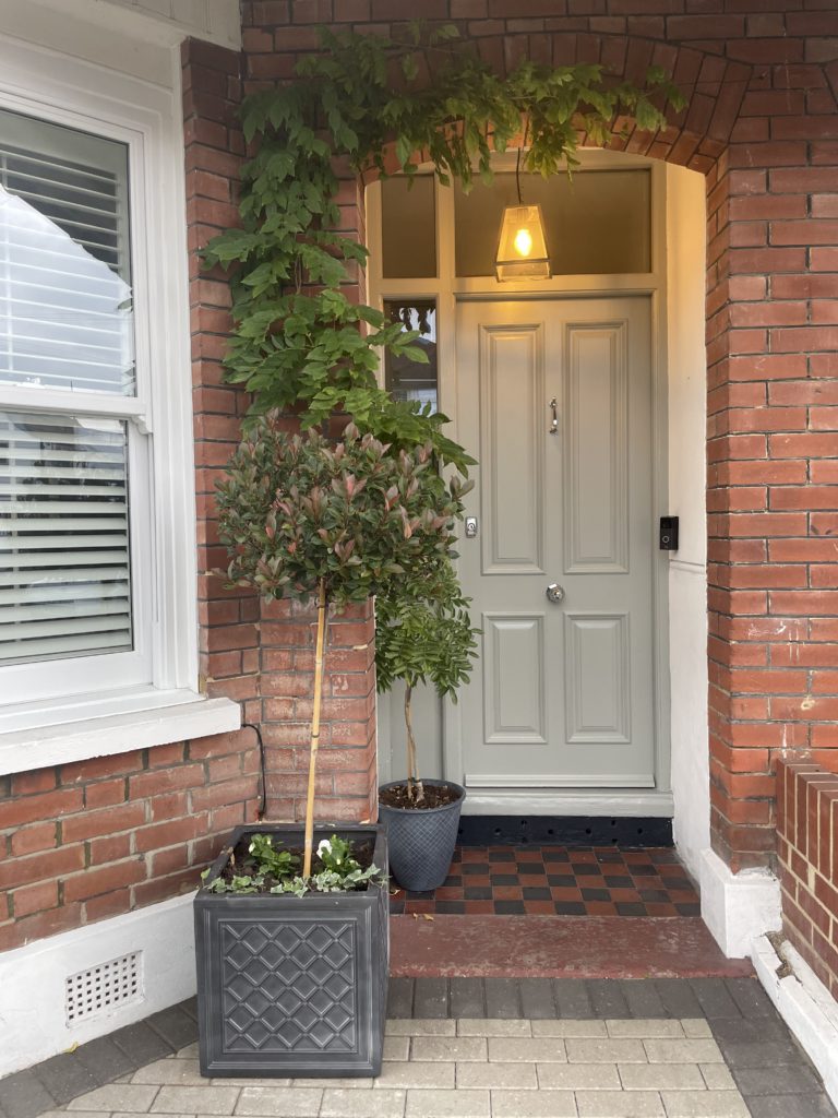 ROSEMARY, SURREY, KT12 - SHOOTFACTORY - OTHER UK HOUSES