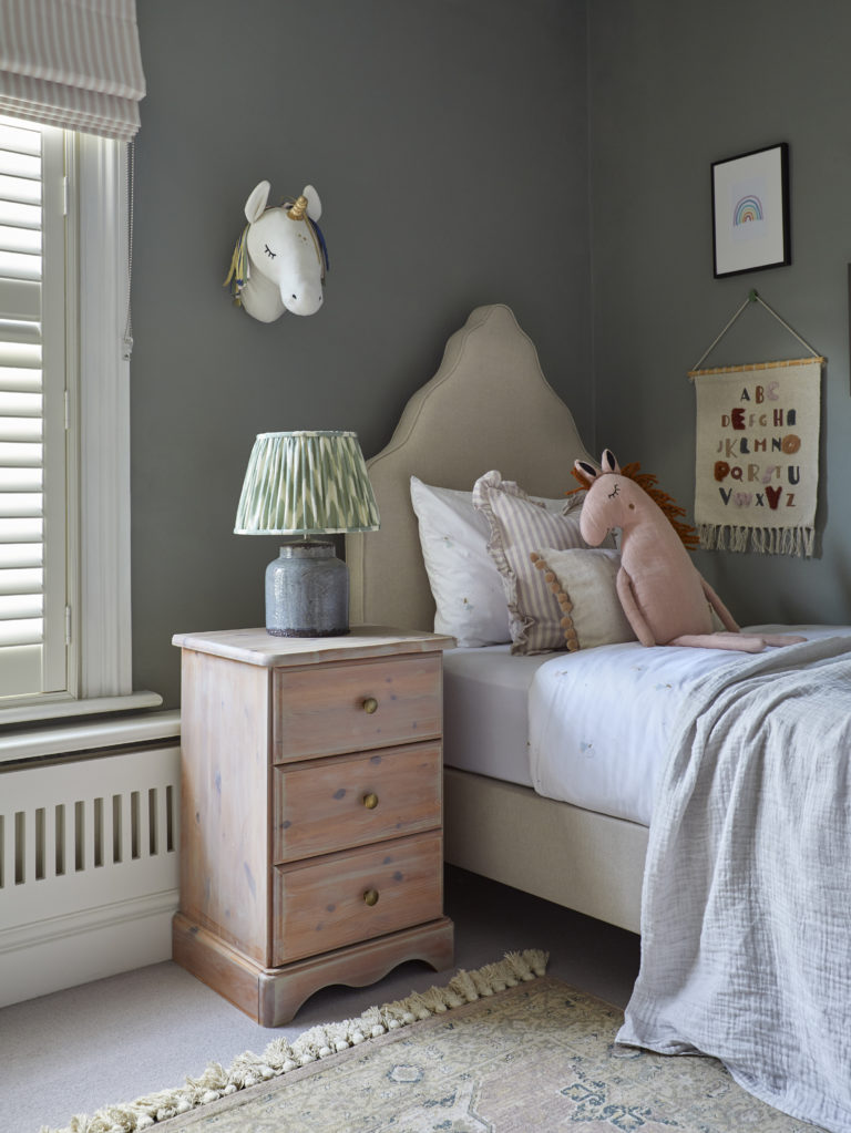 ROSEMARY, SURREY, KT12 - SHOOTFACTORY - OTHER UK HOUSES