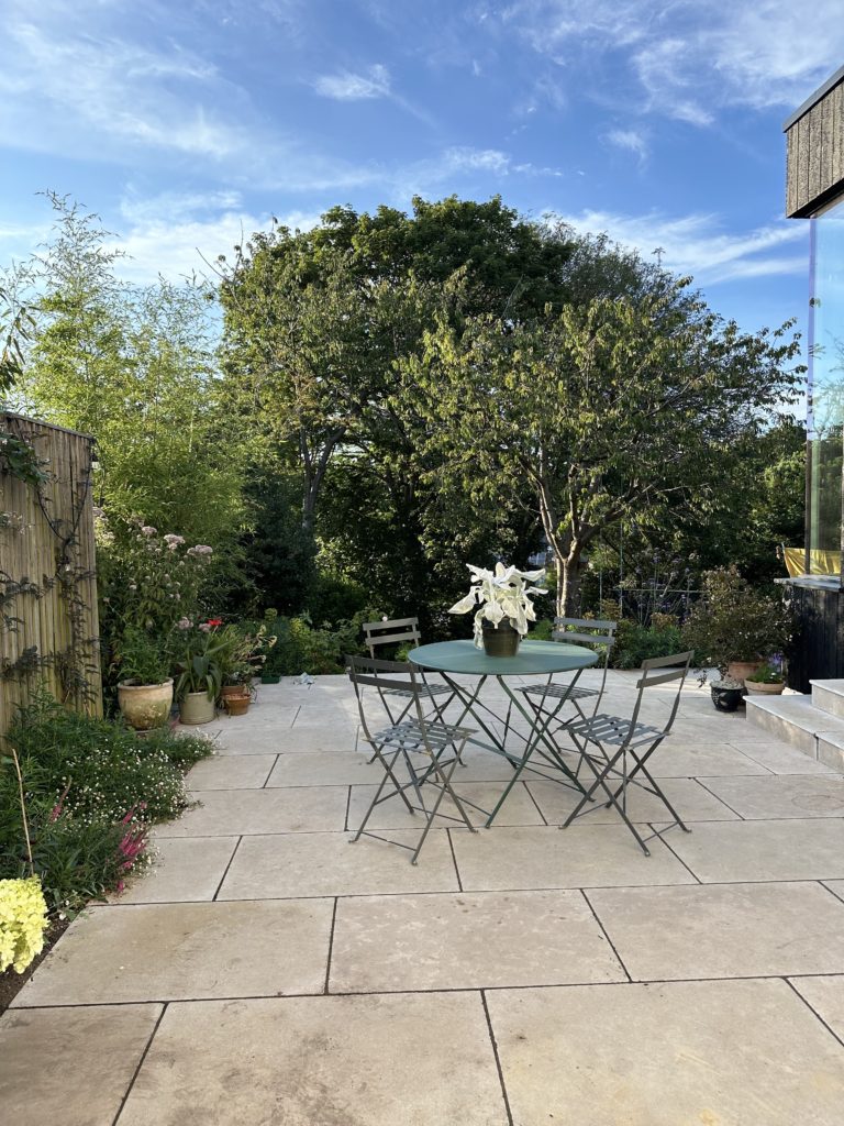 CRESCENT HOUSE, HASTINGS, TN34 - SHOOTFACTORY - OTHER UK HOUSES