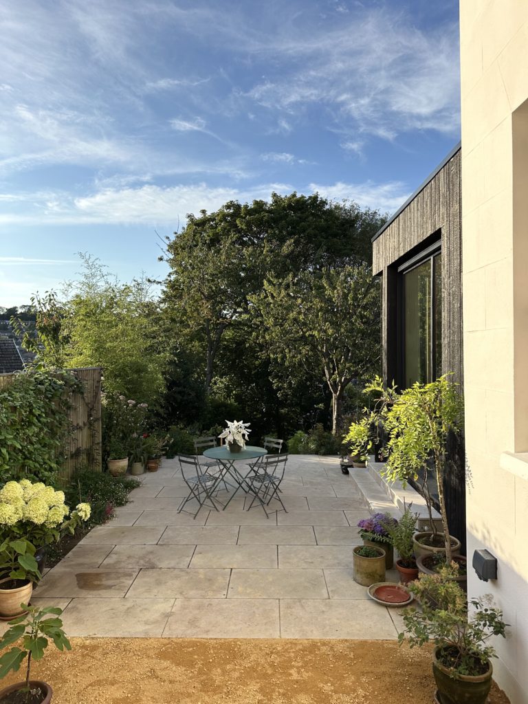 CRESCENT HOUSE, HASTINGS, TN34 - SHOOTFACTORY - OTHER UK HOUSES