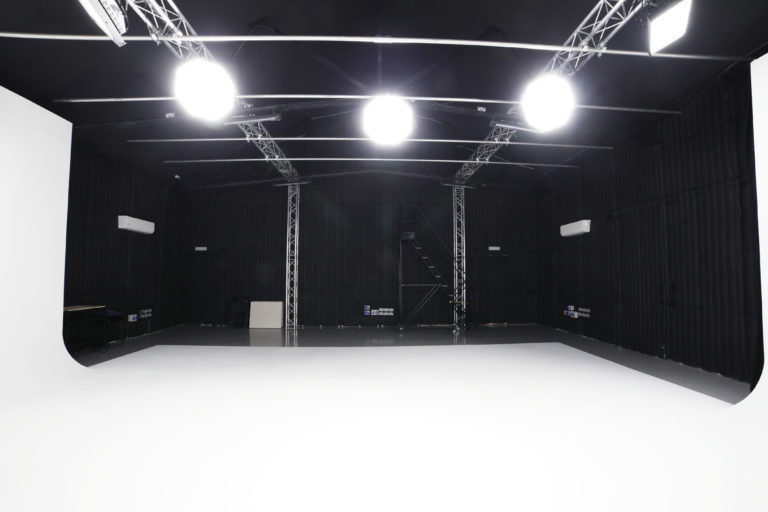 FRESH STUDIO 3, LONDON, NW10 - SHOOTFACTORY - PHOTOGRAPHIC STUDIOS