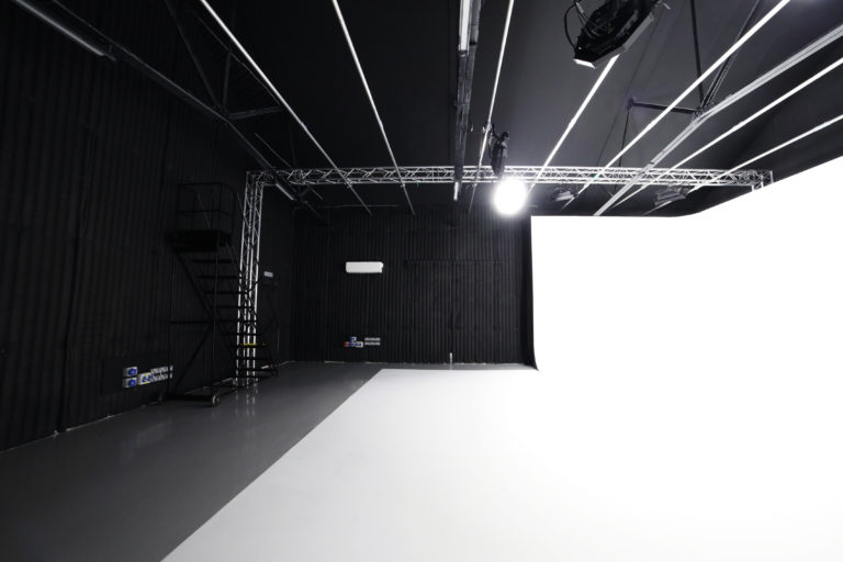 FRESH STUDIO 3, LONDON, NW10 - SHOOTFACTORY - PHOTOGRAPHIC STUDIOS