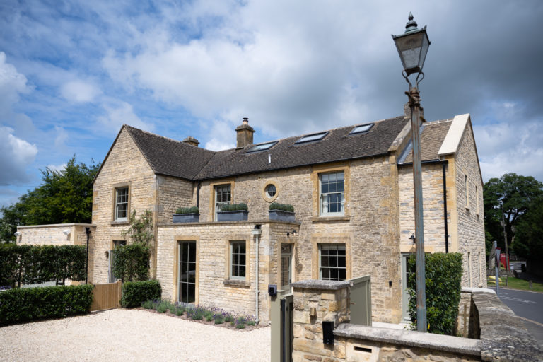 STOW-HO HOUSE, CHELTENHAM, GL54 - SHOOTFACTORY - OTHER UK HOUSES