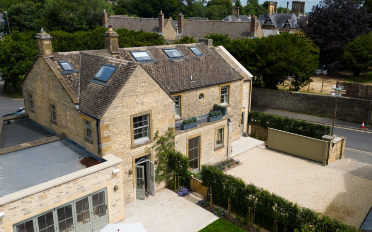 STOW-HO HOUSE, CHELTENHAM, GL54 - SHOOTFACTORY - OTHER UK HOUSES