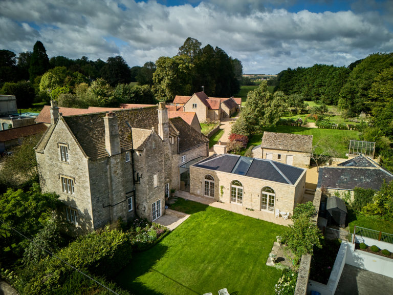 CHARLBURY OXFORDSHIRE, OX7 - SHOOTFACTORY - OTHER UK HOUSES