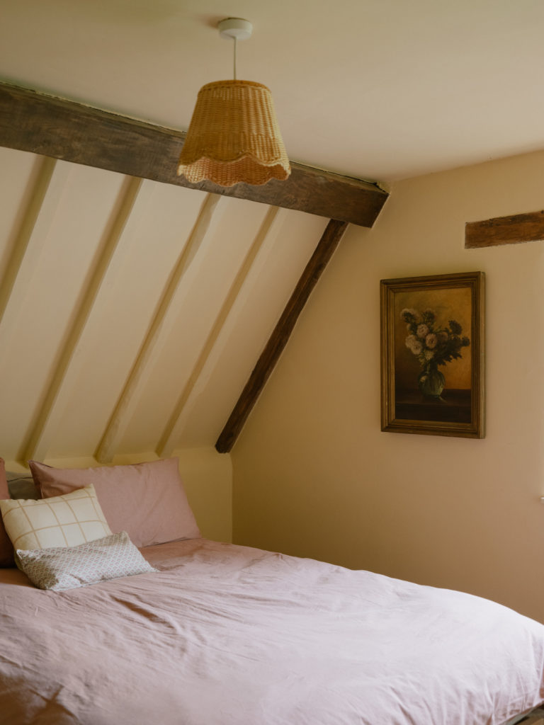 ELEYS COTTAGE, BUCKLAND - SN9 - SHOOTFACTORY - OTHER UK HOUSES