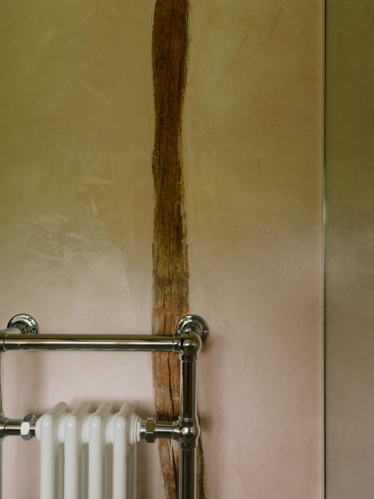 ELEYS COTTAGE, BUCKLAND - SN9 - SHOOTFACTORY - OTHER UK HOUSES