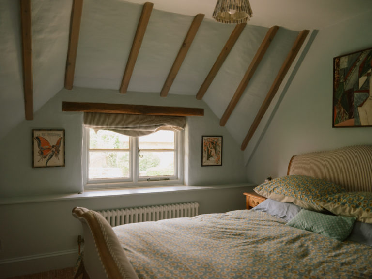 ELEYS COTTAGE, BUCKLAND - SN9 - SHOOTFACTORY - OTHER UK HOUSES