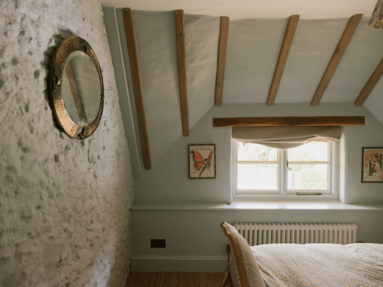 ELEYS COTTAGE, BUCKLAND - SN9 - SHOOTFACTORY - OTHER UK HOUSES