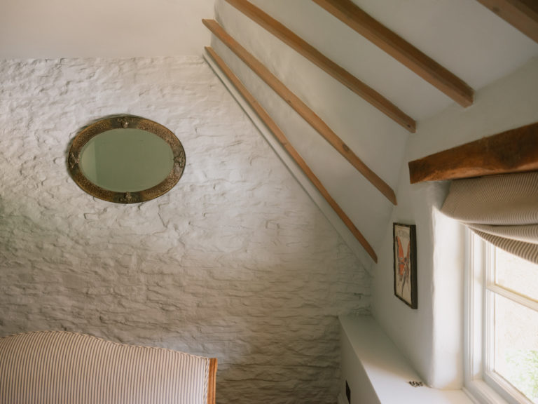 ELEYS COTTAGE, BUCKLAND - SN9 - SHOOTFACTORY - OTHER UK HOUSES