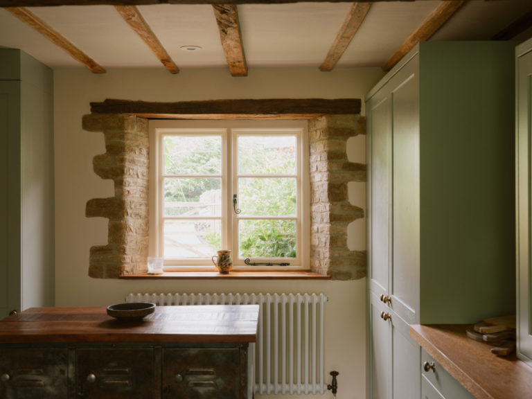 ELEYS COTTAGE, BUCKLAND - SN9 - SHOOTFACTORY - OTHER UK HOUSES