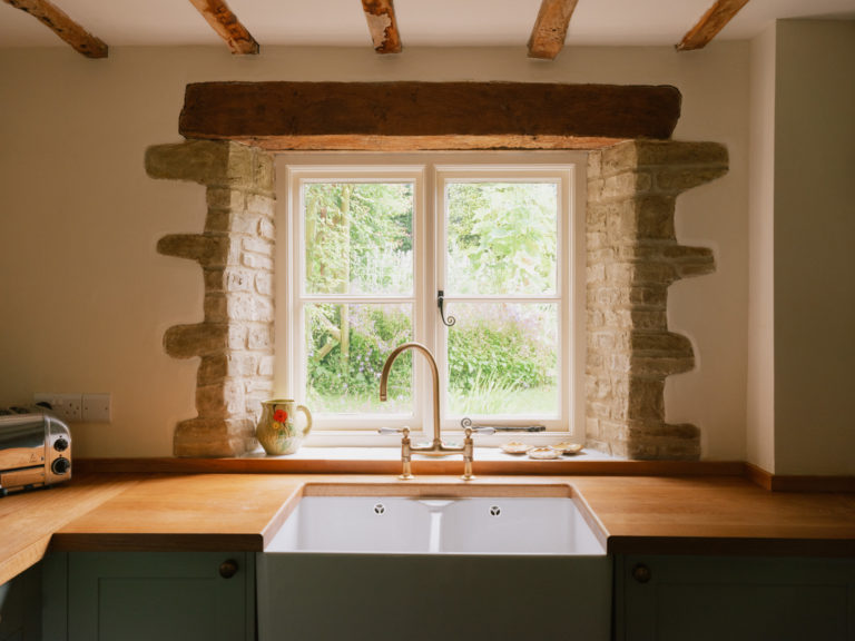 ELEYS COTTAGE, BUCKLAND - SN9 - SHOOTFACTORY - OTHER UK HOUSES