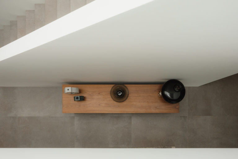 GERRARDS CROSS, BUCKINGHAMSHIRE - SL9 - SHOOTFACTORY - OTHER UK HOUSES