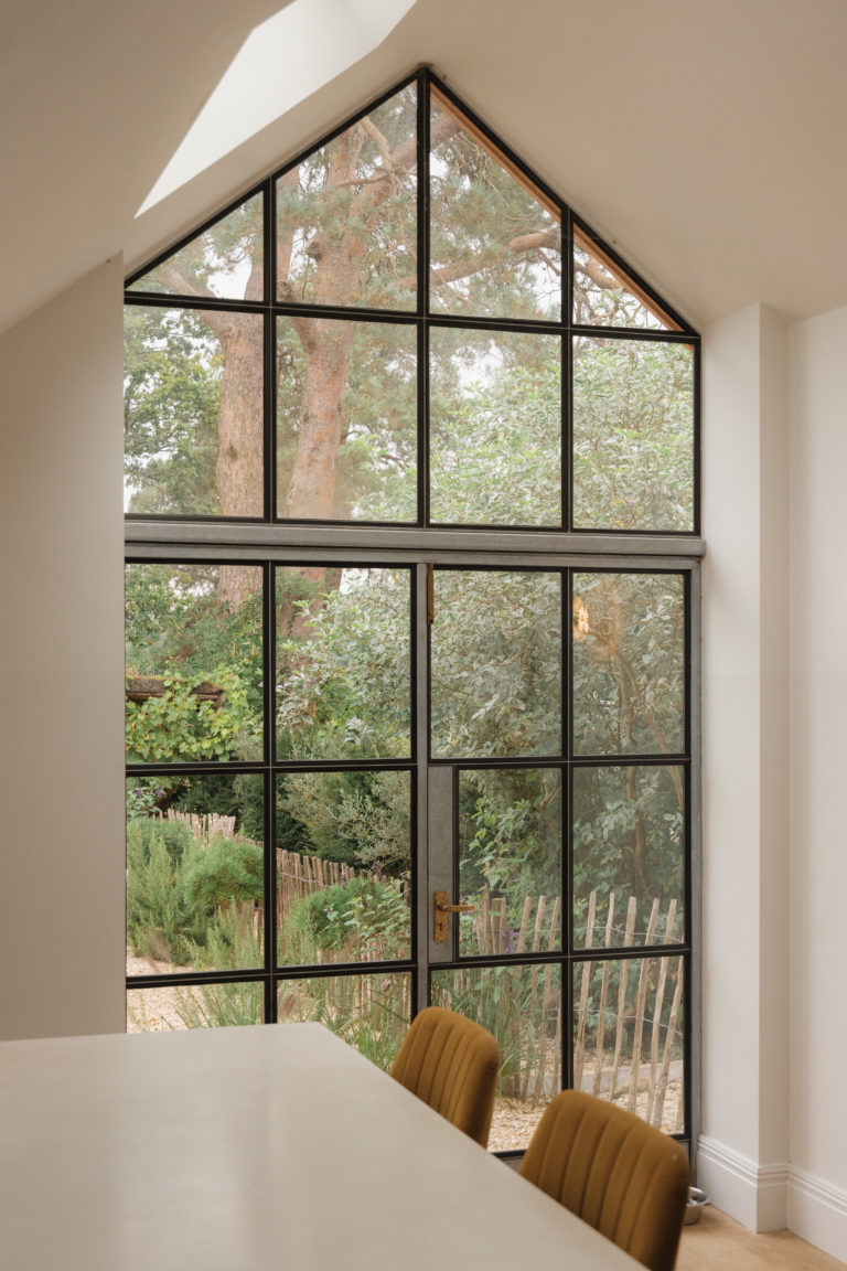 WISTERIA COTTAGE, FRENSHAM - GU10