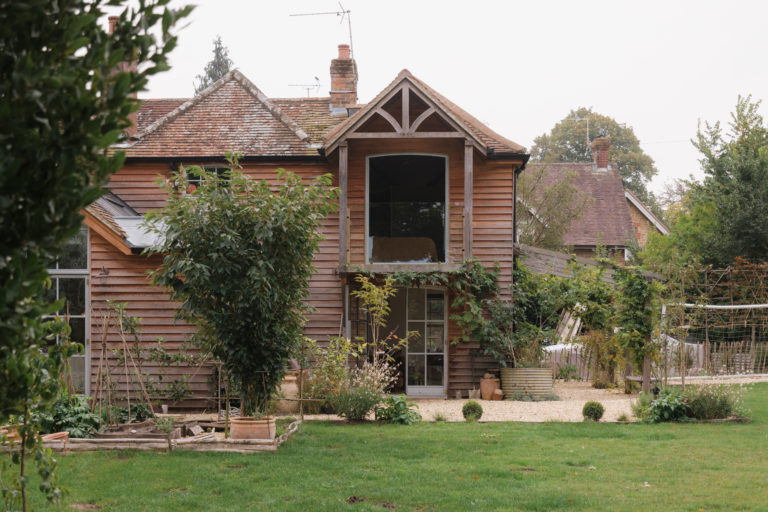 WISTERIA COTTAGE, FRENSHAM - GU10