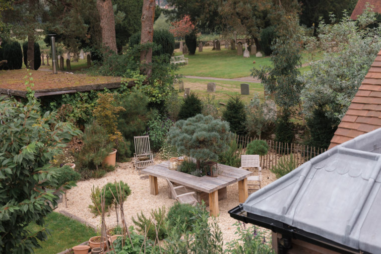 WISTERIA COTTAGE, FRENSHAM - GU10