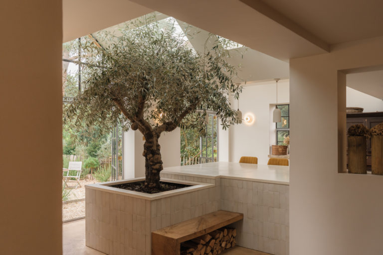 WISTERIA COTTAGE, FRENSHAM - GU10