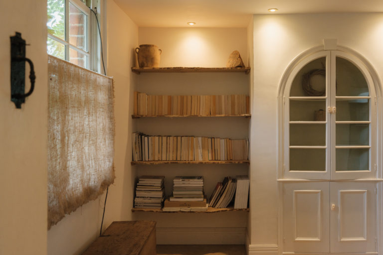 WISTERIA COTTAGE, FRENSHAM - GU10