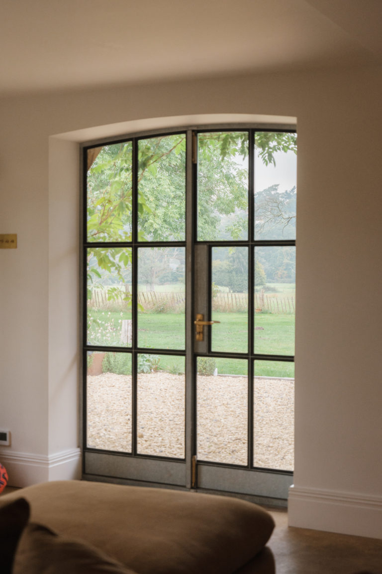 WISTERIA COTTAGE, FRENSHAM - GU10