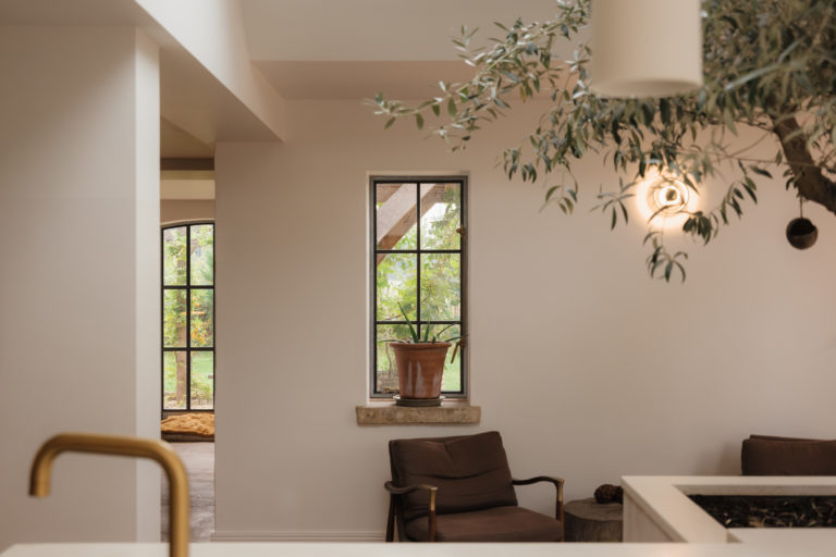 WISTERIA COTTAGE, FRENSHAM - GU10