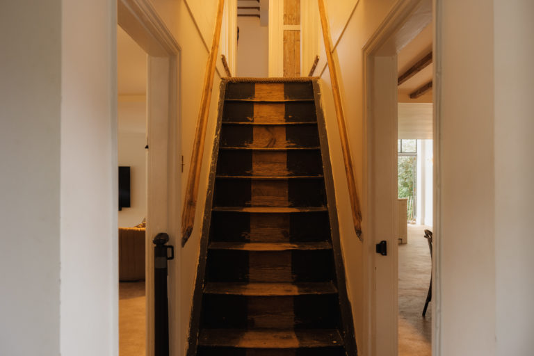 WISTERIA COTTAGE, FRENSHAM - GU10