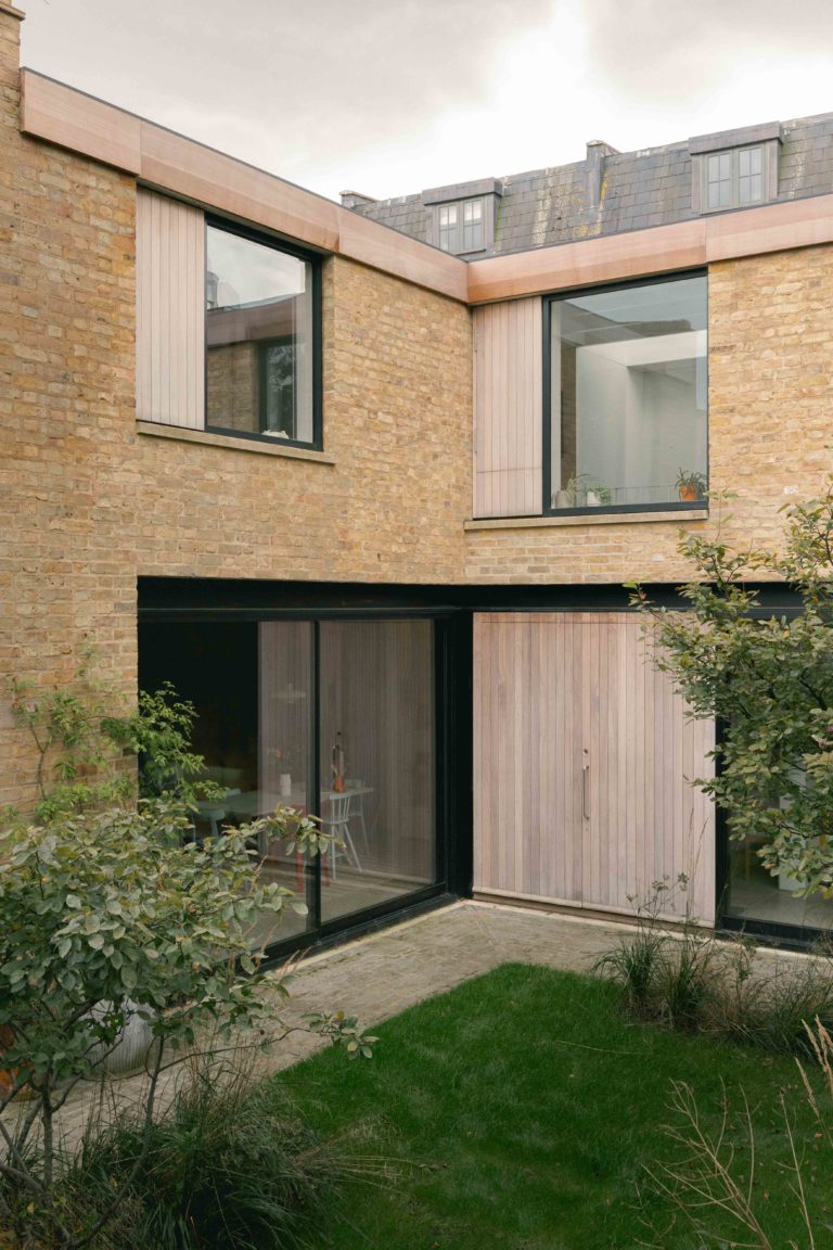 HONOR OAK, LONDON - SE22 - SHOOTFACTORY - LONDON HOUSES
