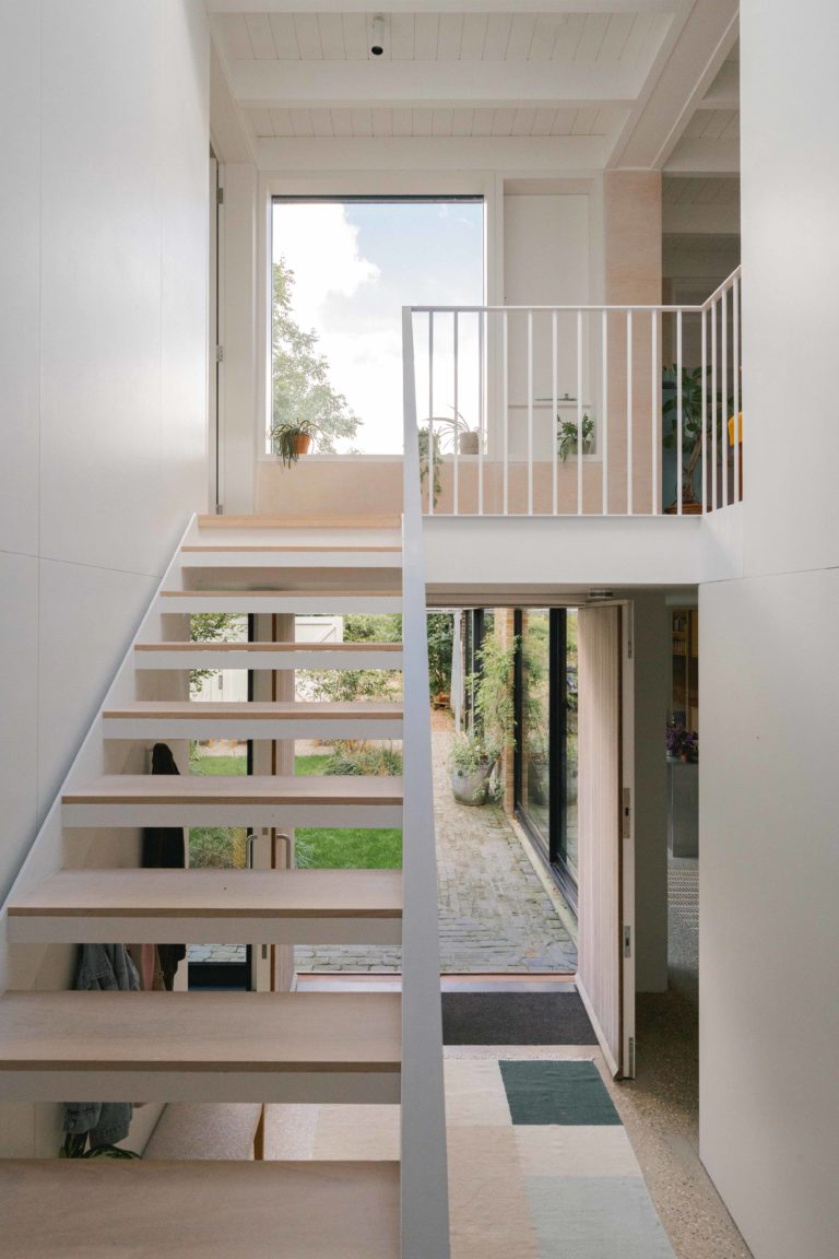 HONOR OAK, LONDON - SE22 - SHOOTFACTORY - LONDON HOUSES