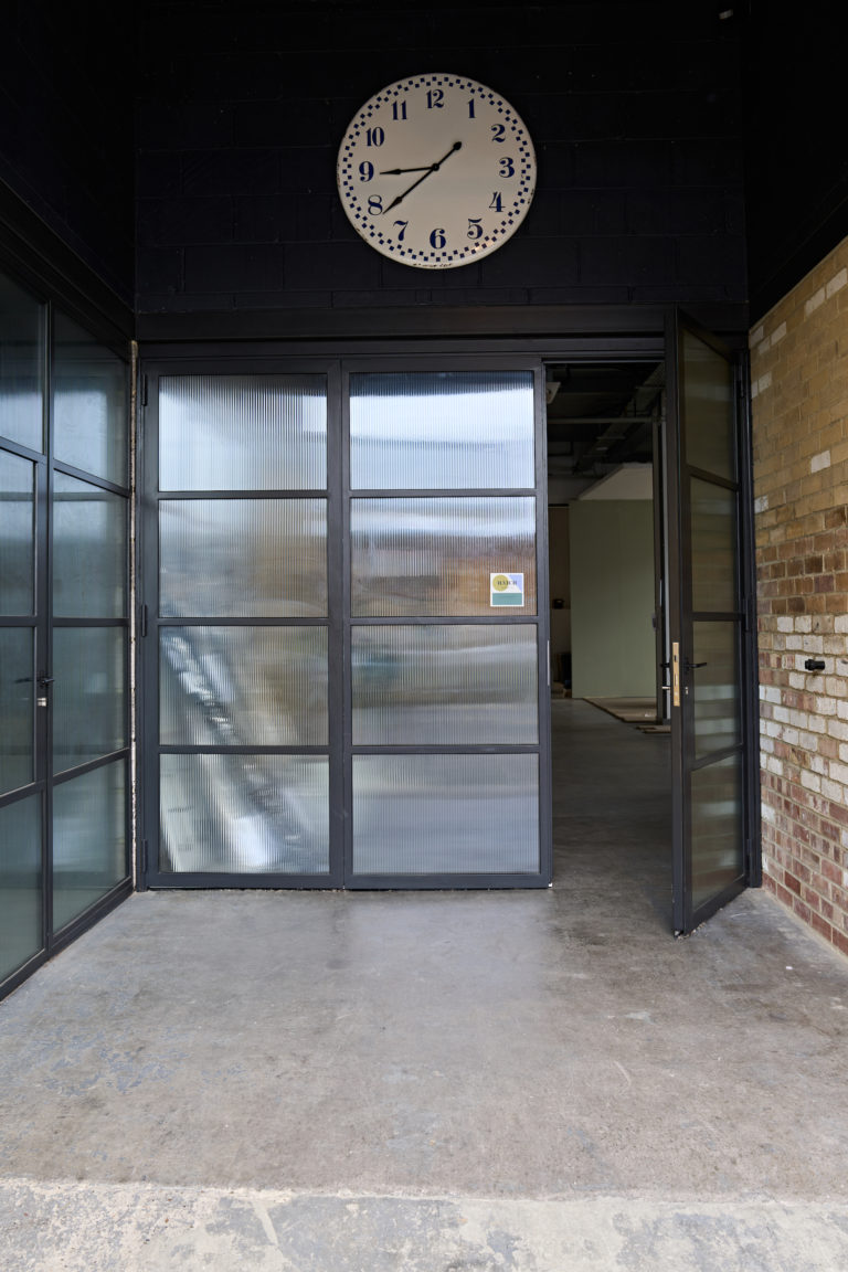 MODULAR STUDIO, LONDON, NW10 - SHOOTFACTORY - PHOTOGRAPHIC STUDIOS