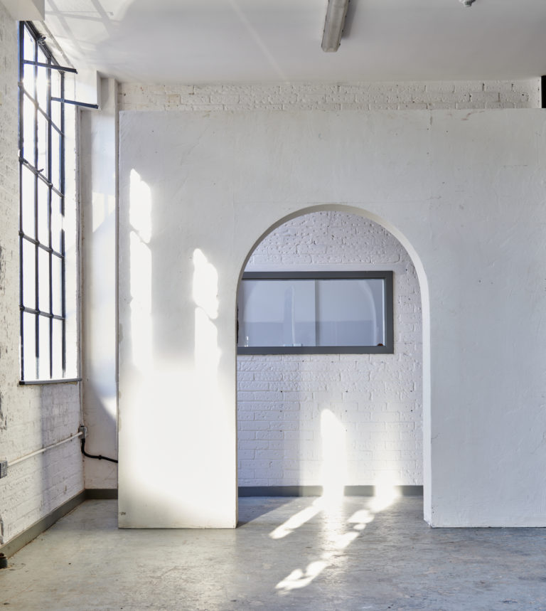 MODULAR STUDIO, LONDON, NW10 - SHOOTFACTORY - PHOTOGRAPHIC STUDIOS