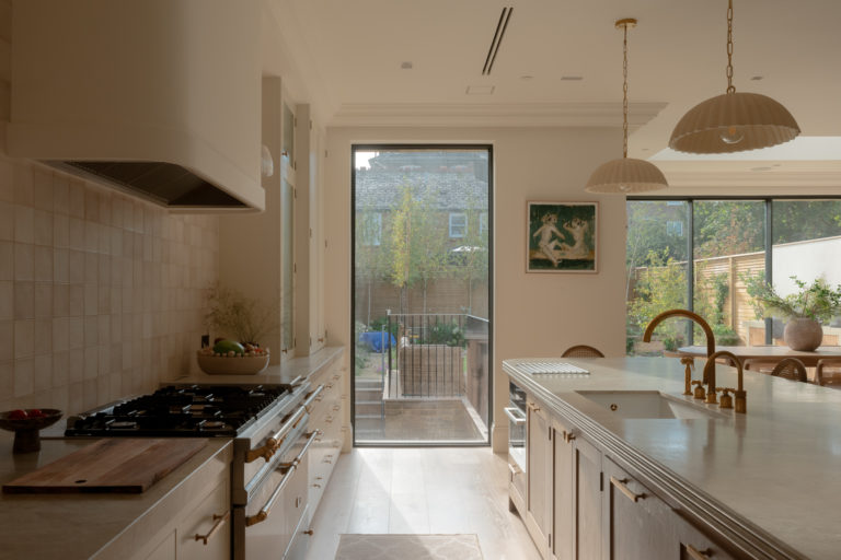 SUDBROOKE, LONDON - SW12 - SHOOTFACTORY - LONDON HOUSES