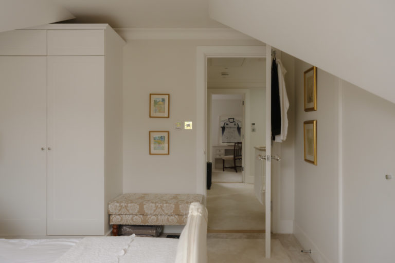ASH, LONDON - SW11 - SHOOTFACTORY - LONDON HOUSES
