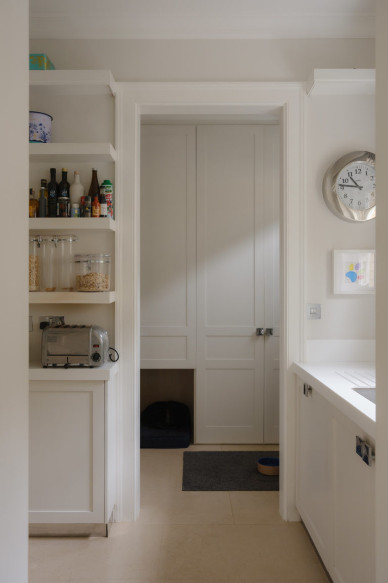 ASH, LONDON - SW11 - SHOOTFACTORY - LONDON HOUSES