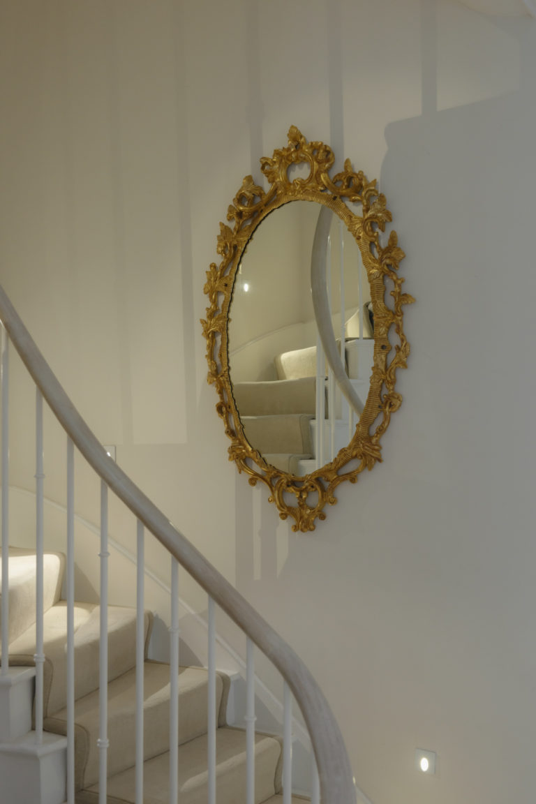 ASH, LONDON - SW11 - SHOOTFACTORY - LONDON HOUSES