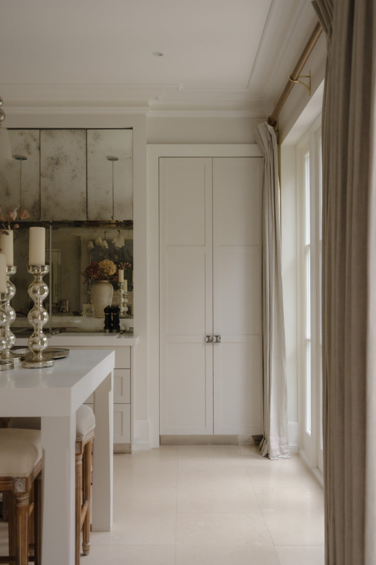 ASH, LONDON - SW11 - SHOOTFACTORY - LONDON HOUSES