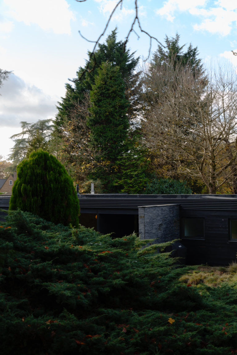 HERON HOUSE, SLOUGH SL2 - SHOOTFACTORY - OTHER UK HOUSES