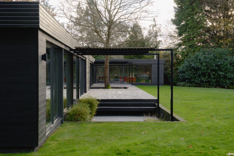 HERON HOUSE, SLOUGH SL2 - SHOOTFACTORY - OTHER UK HOUSES
