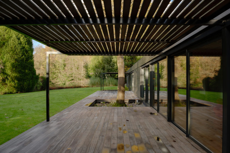 HERON HOUSE, SLOUGH SL2 - SHOOTFACTORY - OTHER UK HOUSES