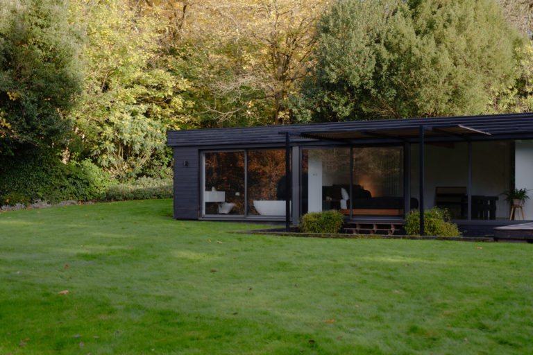 HERON HOUSE, SLOUGH SL2 - SHOOTFACTORY - OTHER UK HOUSES