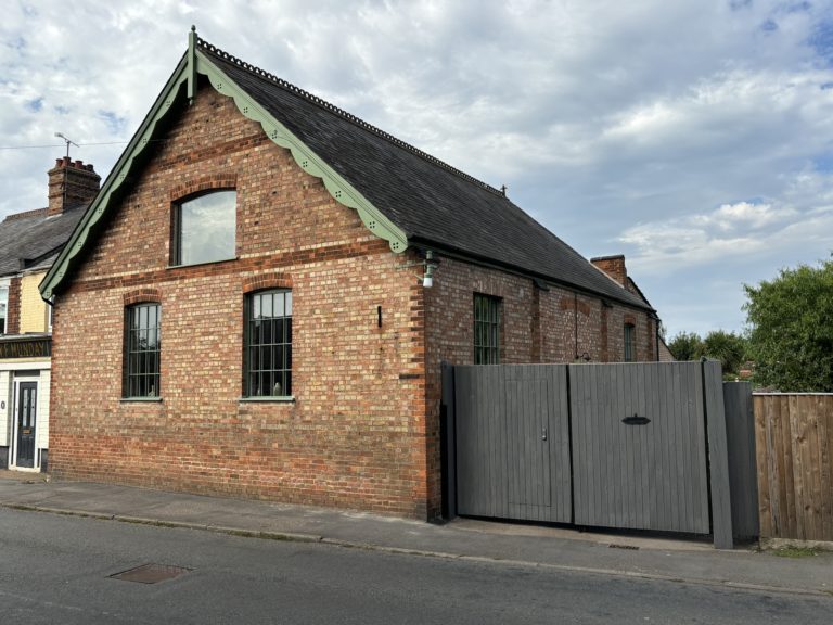 ST CLEMENTS HALL NORFOLK, PE34 - SHOOTFACTORY - OTHER UK HOUSES